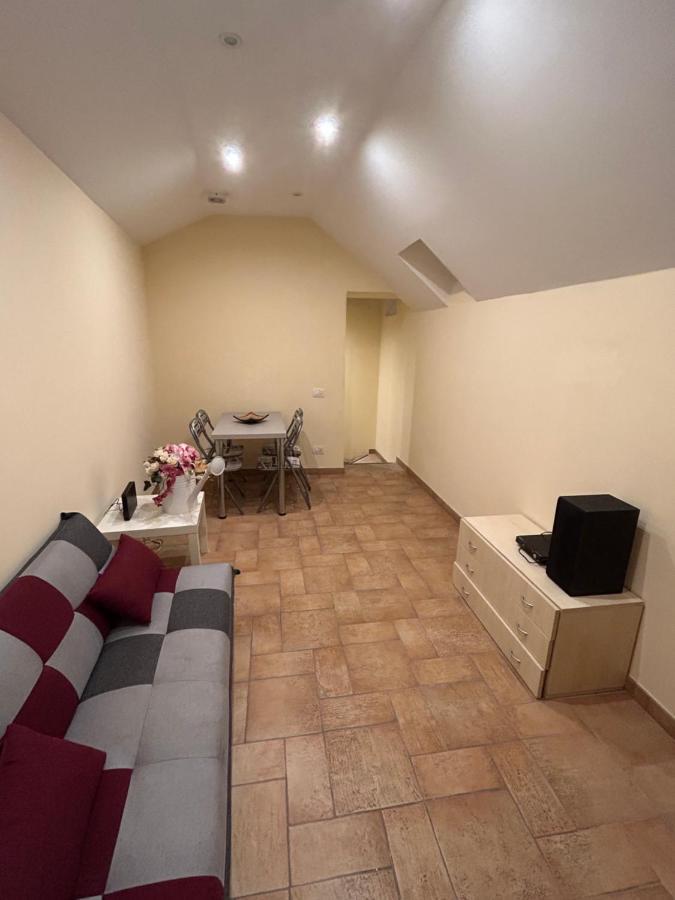 Jambo House Bed & Breakfast Velletri Dış mekan fotoğraf